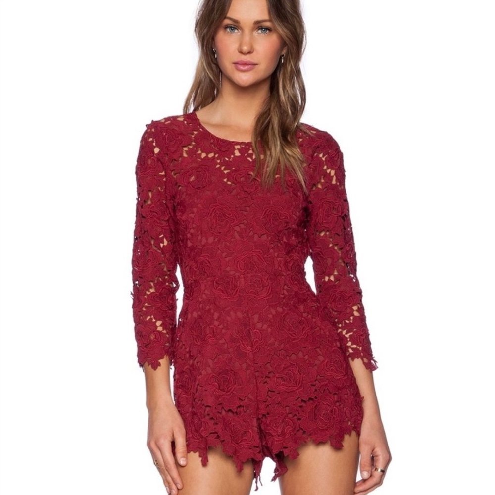 NWOT Lovers + Friends Peony Romper